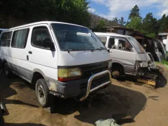 Toyota Hiace. LH119, 3L ����