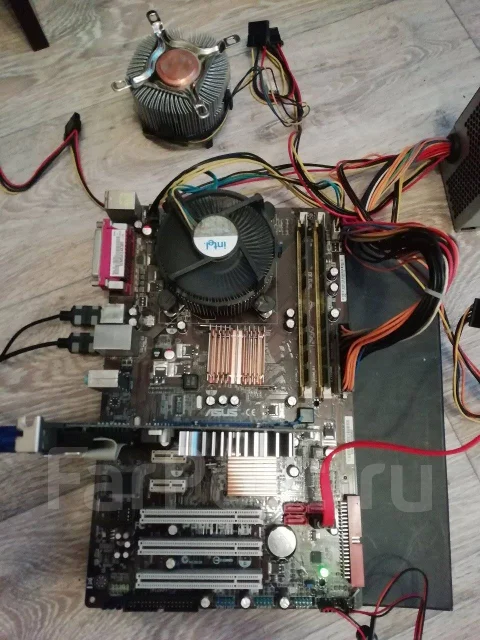 Intel Core 2 Duo E8400 ����