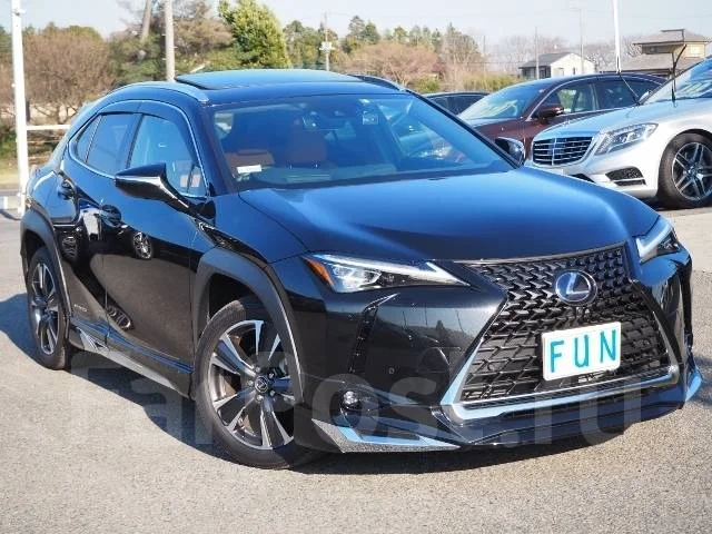 Lexus UX250h. ��������, ��������, 2.0 (146��.�.), ������, 9 000����. ��, �/�. ��� ����� �� ������������ ����