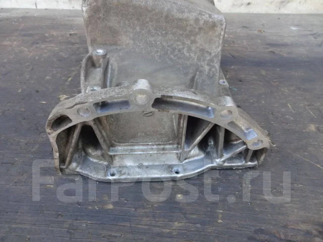 ������ ��������� 2SZFE Toyota 12101-23052 ����