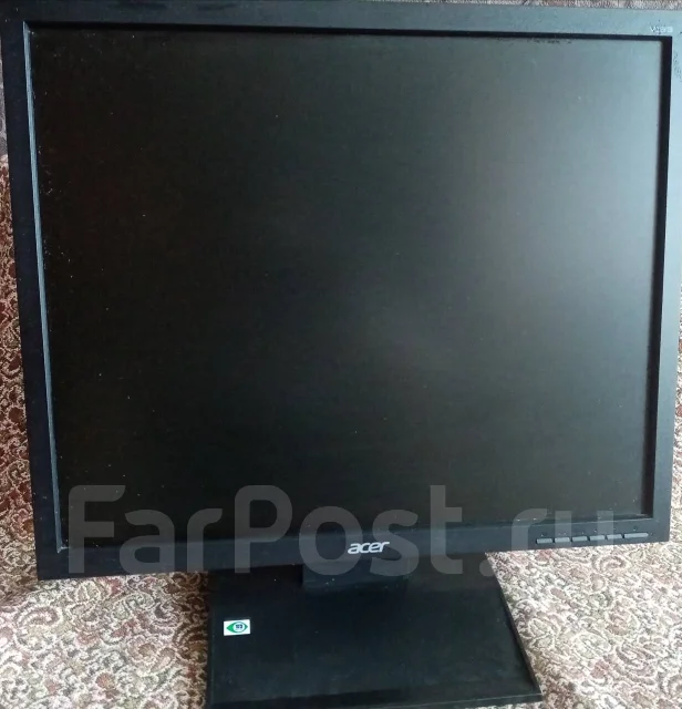Acer. 19" ����
