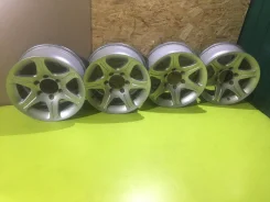 Bridgestone Liufeng. 7.0x16", ET25 ����