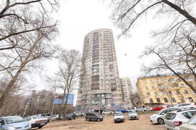 Дзержинского 64. Дзержинского 64 парковки. Дзержинского 64 до Луганской.