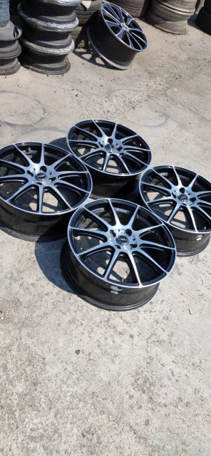 Hot Stuff Cross Speed X5. 6.5x17", 4x100, ET53 ����