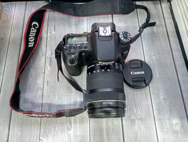 Canon EOS 70D ����