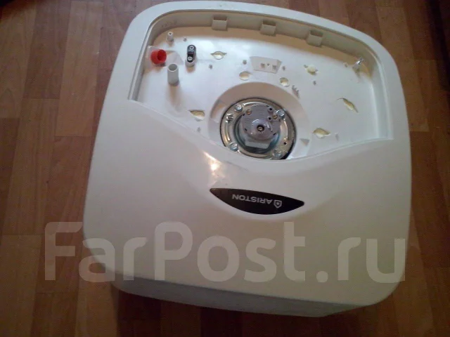 Ariston. 1 500����. ����
