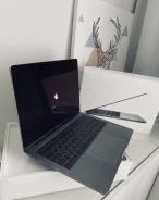 Apple MacBook Pro 13 2017 Mid MPXT2. 13.3", 2,3����, ��� 8 ��, ���� 256���, WiFi: 1, Bluetooth: 1, ����������� �� 10��. ����