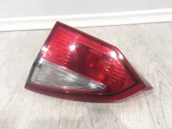 ������ ������ ���������� ������ Ford Fiesta VI 2008-2017 1860342 ����