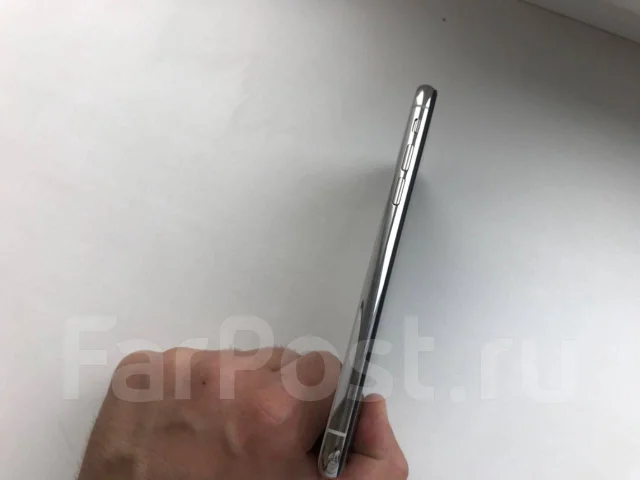 Apple iPhone X. �/�, 3G, 4G LTE, NFC ����