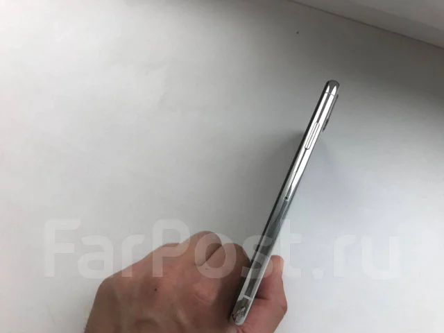 Apple iPhone X. �/�, 3G, 4G LTE, NFC ����