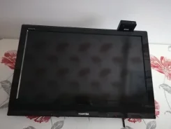 Toshiba. LCD (��) ����