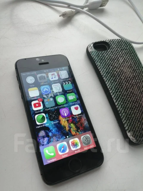 Apple iPhone 5. �/�, ������, 3G ����
