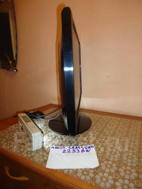 Samsung. 22" ����