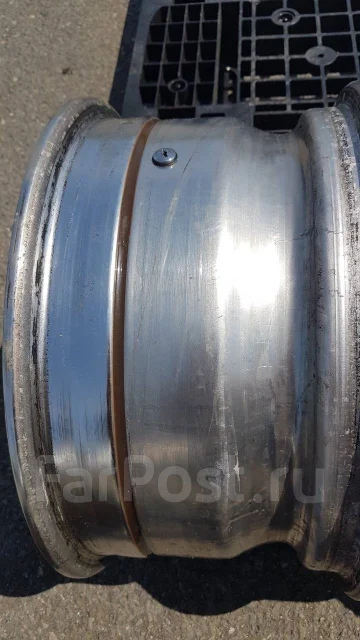 Starform. 8.0x16", 5x114.3, ET36, �� 72���. ����
