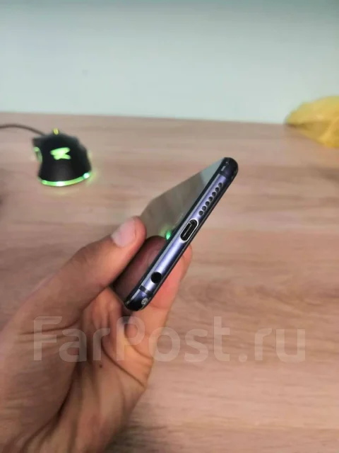 Honor 8. �/�, �����, 3G, 4G LTE, Dual-SIM, ����������, NFC ����