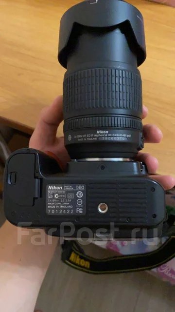 Nikon D90 ����