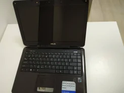 Asus K40AB. 14", 2,0����, ��� 4 ��, ���� 320���, WiFi ����
