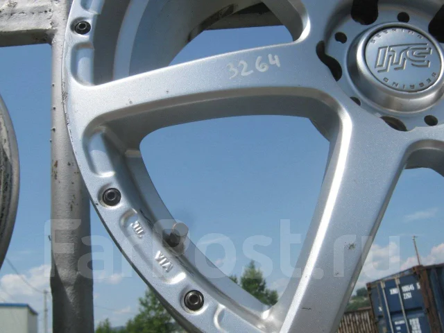 RAYS Sebring ITC Sport. 7.5x18", 5x114.3, ET52 ����