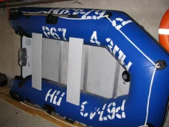 Suzuki. ����� 2,8��., ��������� ���������, 6��.�., ������ ����