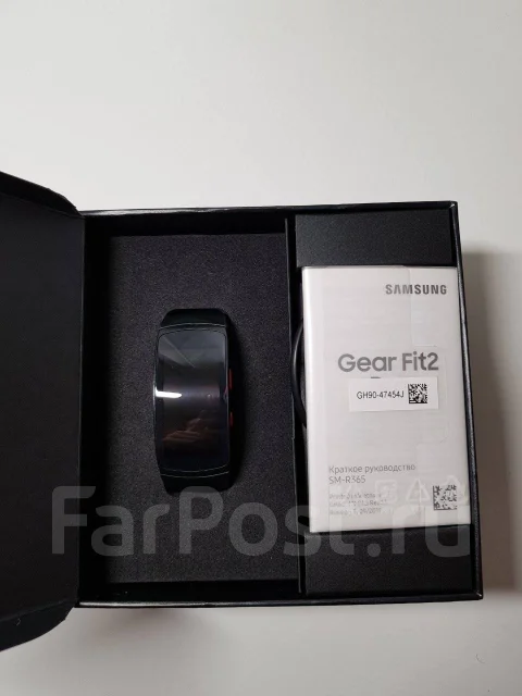 Samsung Galaxy Gear Fit2 Pro. GPS, IP68 ����