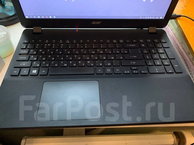 Acer Aspire ES1-571. 16.5", 1,7����, ��� 4 ��, ���� 500���, WiFi: 1, Bluetooth: 1, ����������� �� 4��. ����