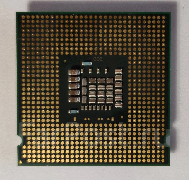 Intel Core 2 Duo E8400 ����