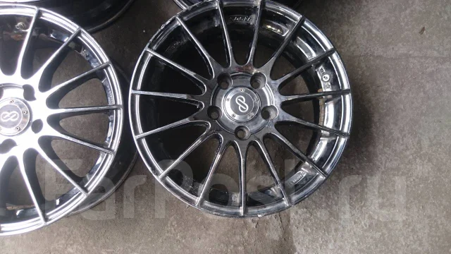 Enkei RS05. 7.0x16", 5x114.3, ET48 ����