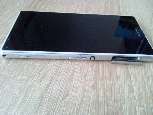 Samsung Galaxy J2 2018. �/� ����