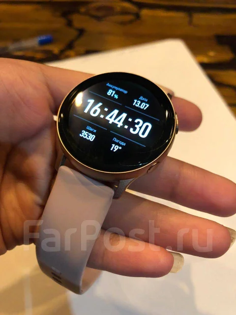 Samsung Galaxy Watch Active2 ����