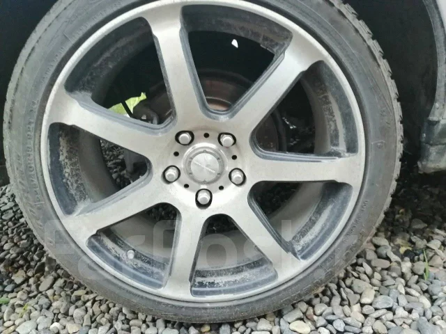 Avangrade. 8.0xR18", 5x114.3, ET20 ����