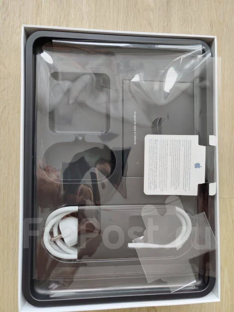 Apple MacBook Pro 13 2014 Mid. 13.3", 2,6����, ��� 8 ��, ���� 256���, WiFi: 1, Bluetooth: 1 ����