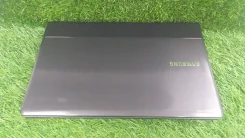 Samsung 300E5C. 1,6����, ��� 4 ��, ���� 500��� ����
