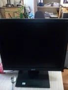 Acer. 17" ����