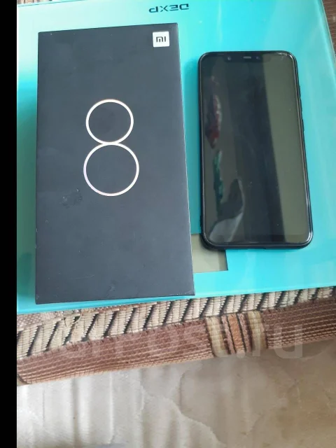 Xiaomi Mi8. �/�, ������, 4G LTE, Dual-SIM, NFC ����