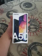 Samsung Galaxy A50. �/�, ������, 3G, 4G LTE, Dual-SIM, NFC ����