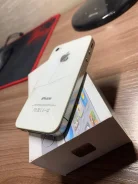 Apple iPhone 4s. �/�, 32 ��, �����, 3G ����
