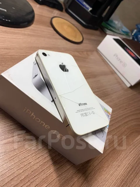 Apple iPhone 4s. �/�, �����, 3G ����