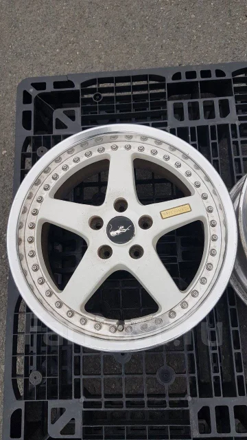 Desmond. 8.0x17", 5x114.3, ET35, �� 72���. ����
