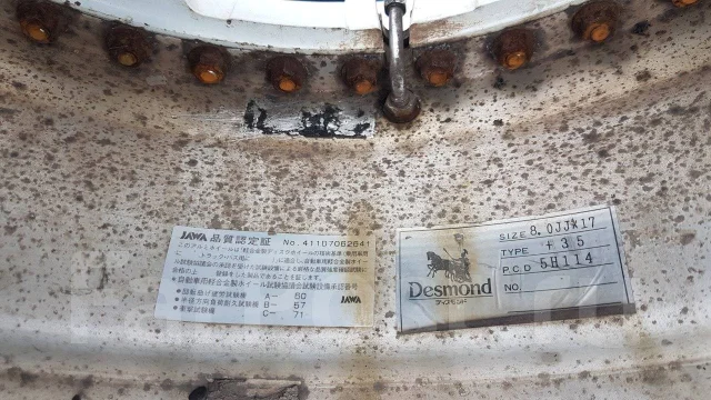 Desmond. 8.0x17", 5x114.3, ET35, �� 72���. ����