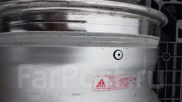 Desmond. 8.0x17", 5x114.3, ET35, �� 72���. ����