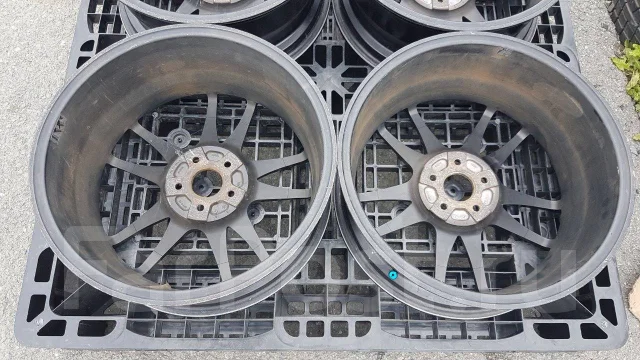 Kosei Direzza RSC. 7.0x17", 5x100, ET48 ����