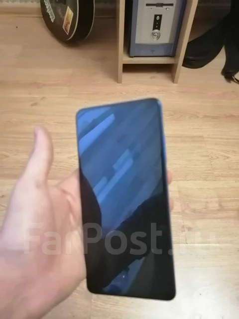 Xiaomi Mi 9T. �/�, �����, 4G LTE, Dual-SIM, NFC ����
