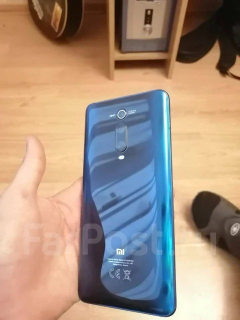 Xiaomi Mi 9T. �/�, �����, 4G LTE, Dual-SIM, NFC ����