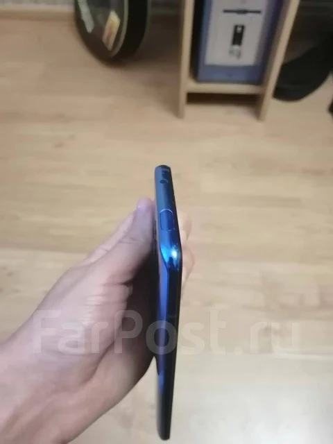 Xiaomi Mi 9T. �/�, �����, 4G LTE, Dual-SIM, NFC ����