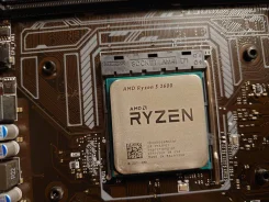 AMD Ryzen 5 2600 ����