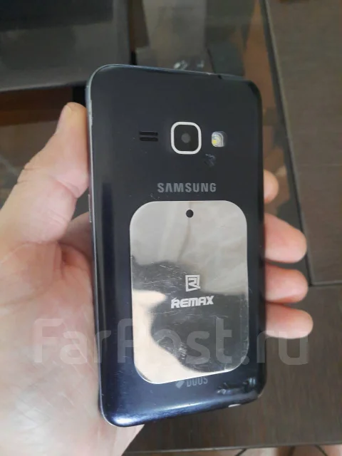 Samsung Galaxy J1. �/� ����