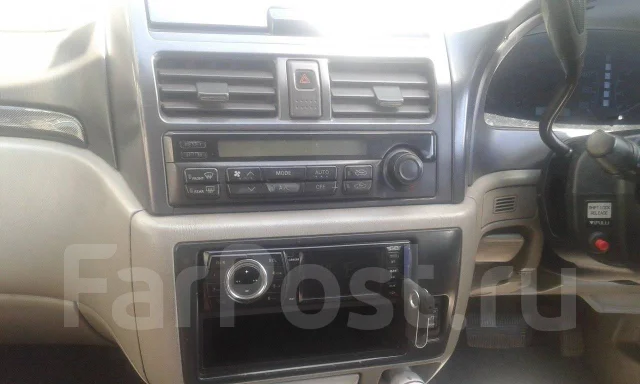 Nissan Bassara. �������, ��������, 2.4 (150��.�.), ������, 191 631����. �� ����