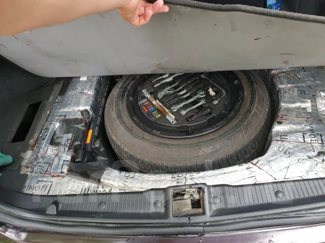 Mercedes-Benz S-Class. �������, ������, 4.3 (279��.�.), ������, 200����. �� ����