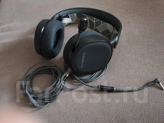 SteelSeries Arctis 3 ����