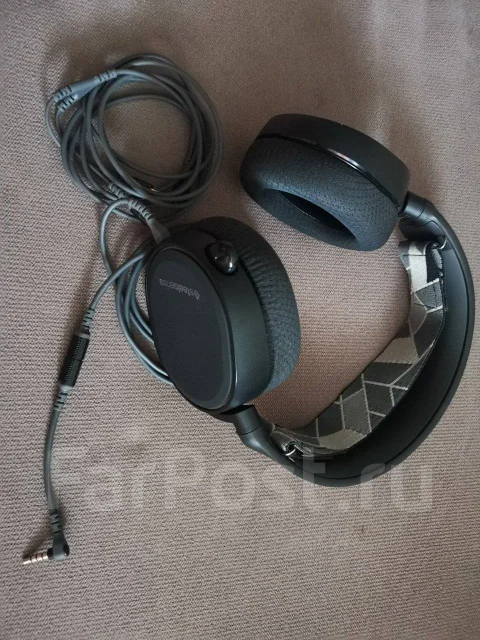 SteelSeries Arctis 3 ����
